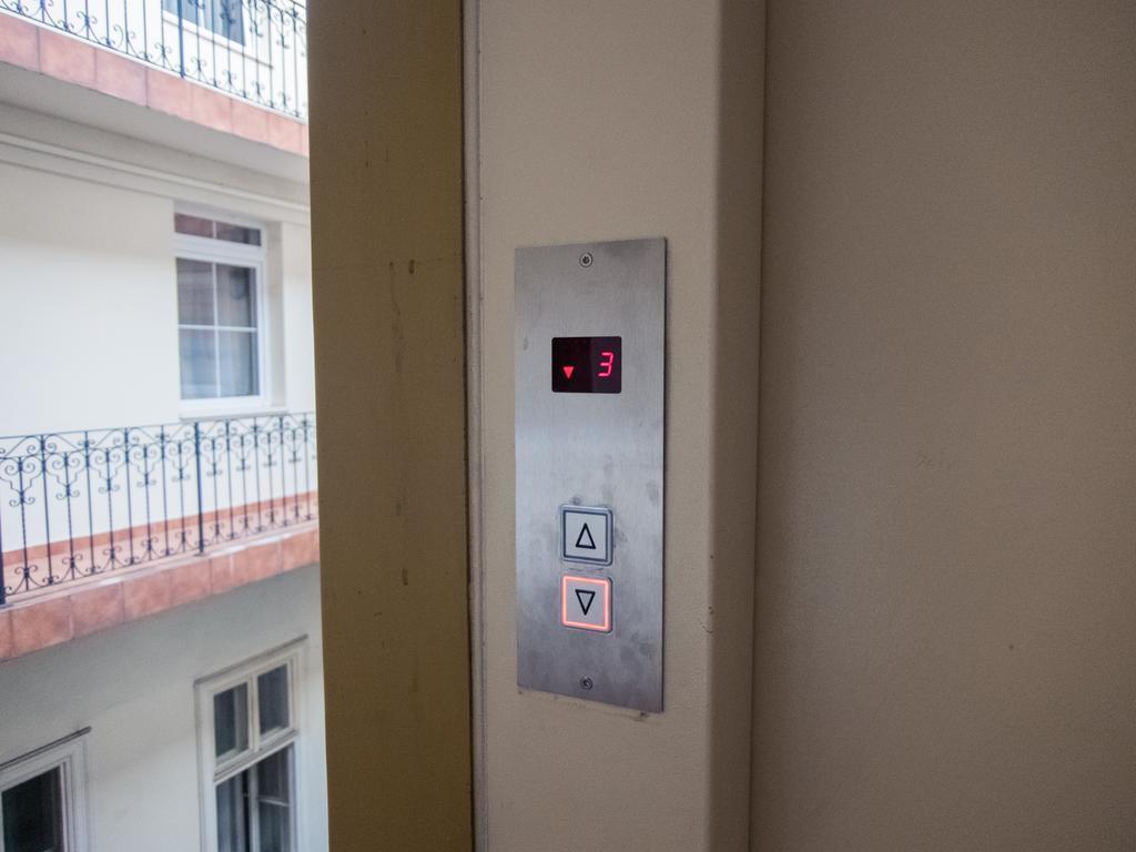 Goldcentral Apartment Grand Boulevard Budapest Esterno foto