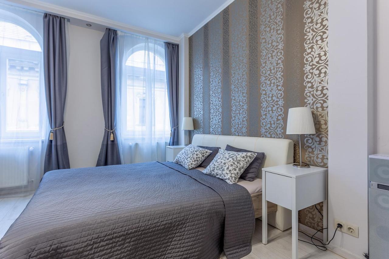 Goldcentral Apartment Grand Boulevard Budapest Esterno foto